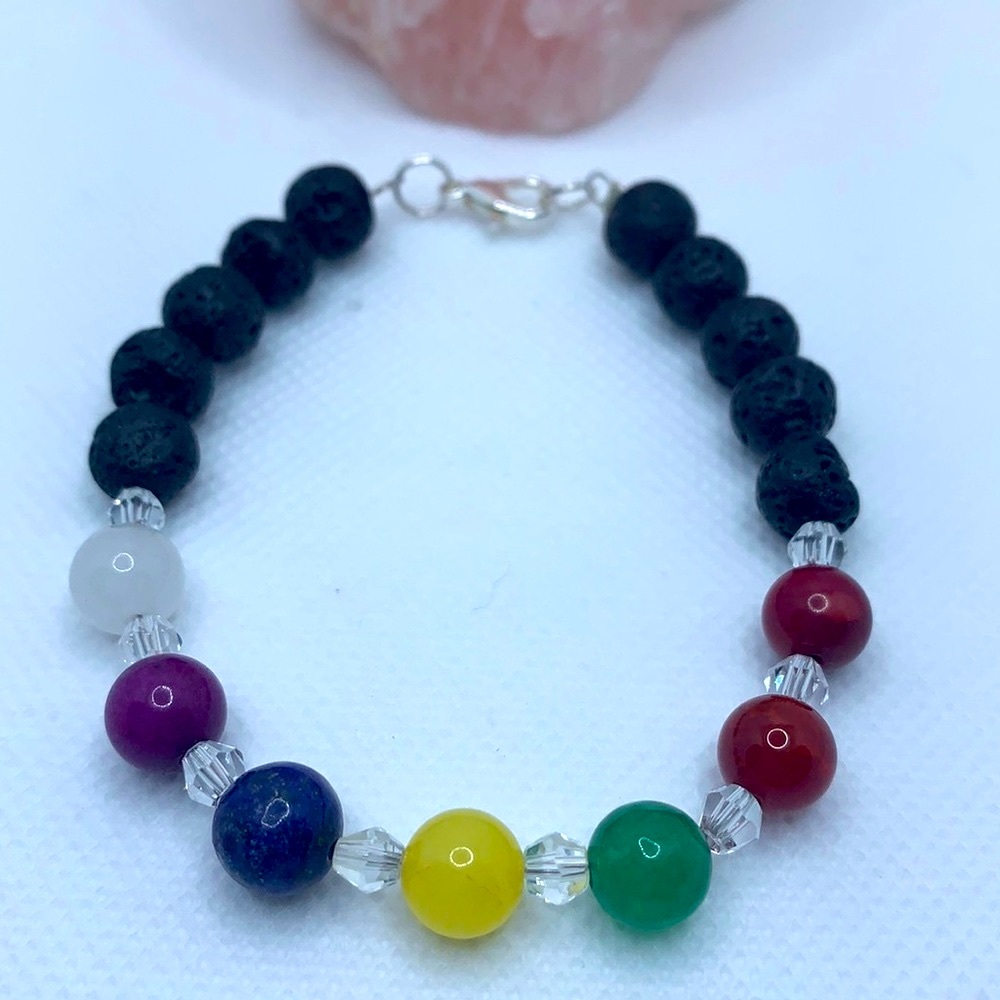 Handmade Semiprecious Stone Lava Stone Chakra Bracelet 7.5” Silver Plated NWOT